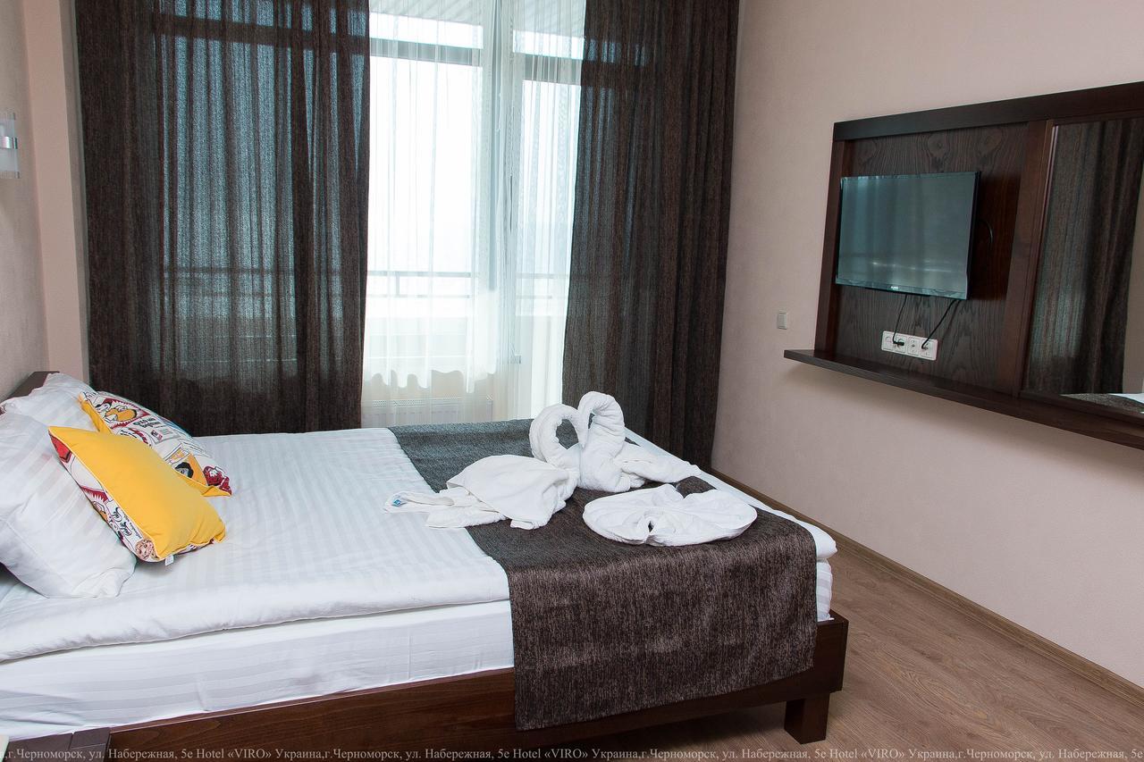Viro Hotel Czarnomorsk Zewnętrze zdjęcie